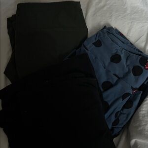 Luluroe Green,black and Minnie leggings